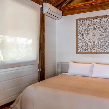 Blue Mist Hotel- Adults Only Playa Santa Teresa  Exterior photo